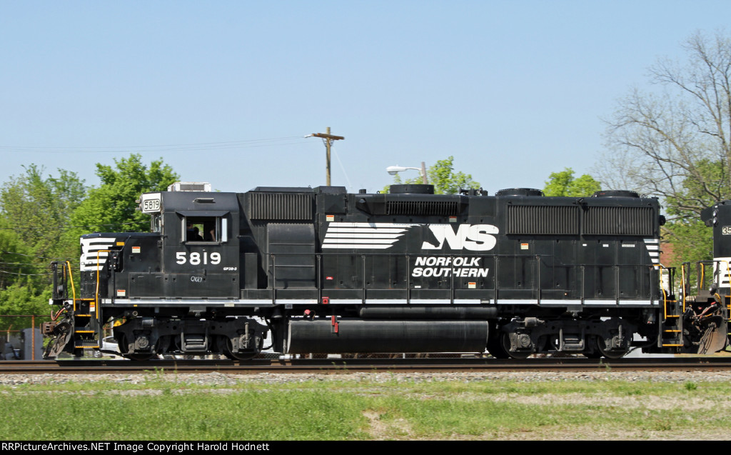 NS 5819